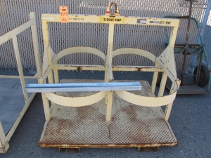 LOT TO INCLUDE: DRUM LIFT RACK, 2 TON MAX, WITH 2 BOTTLE CAP DOLLY. LOADING & HANDLING FEE $15-4595